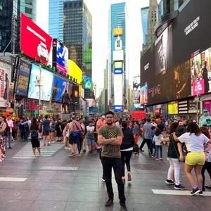 Meet your Posher, Christopher